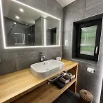 Guest house Kralovoholska 3*