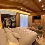 Kralovoholska 3* Sumiac