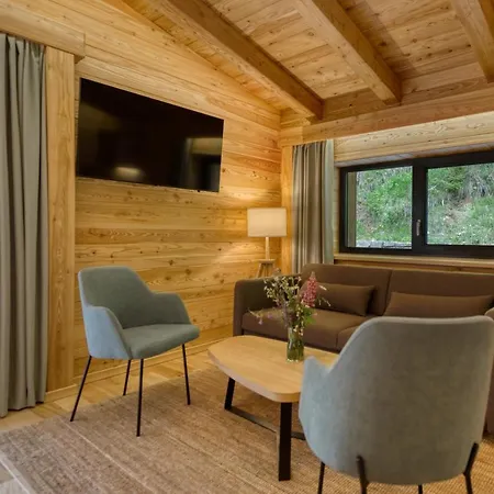 Kralovoholska 게스트하우스 3*